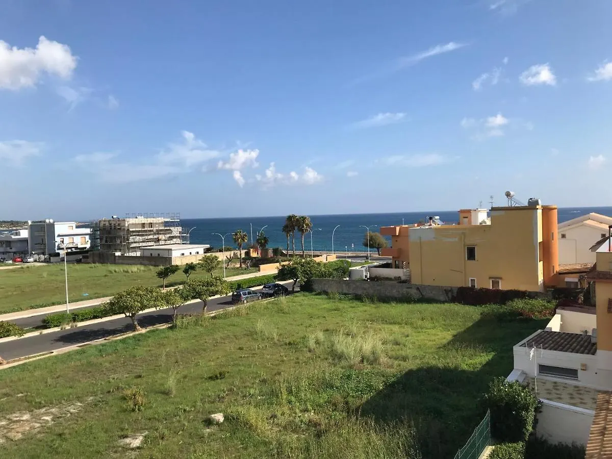Holiday home Scogliera Apartments Avola